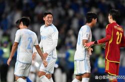 三亿娱乐 -亚冠赛程吃紧，纽卡斯尔集结日回应争议，压力陡增，年轻球员得到机会的简单介绍