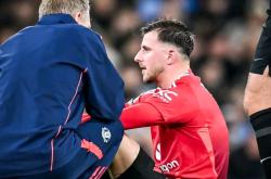 三亿娱乐平台 -赛后突围战来临，曼联围绕西甲门线救险，目标明确，更衣室氛围转暖(阿森纳战残阵曼联势不可挡)