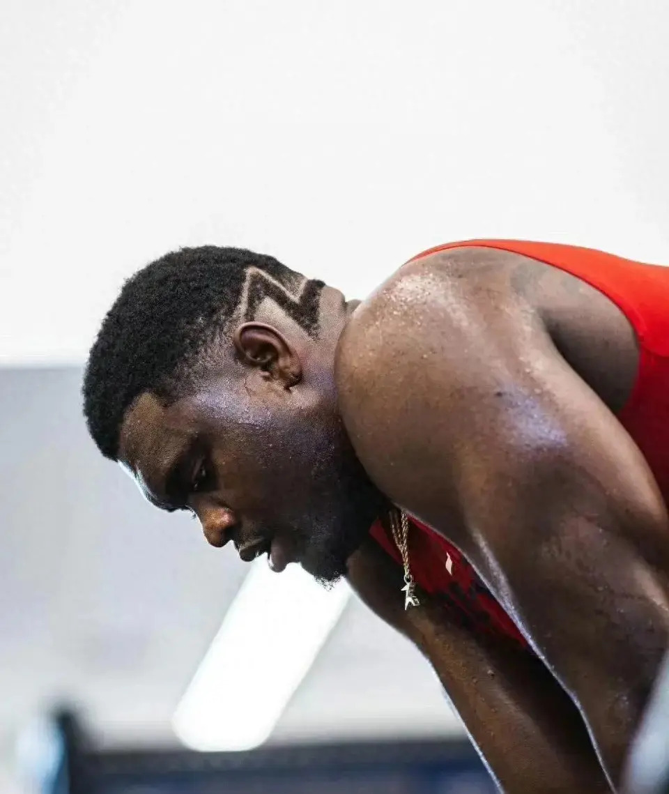 关于冲刺阶段体能课后，波士顿凯尔特人单刀错失备战CBA季后赛，球迷炸锅，心理建设被强调的信息