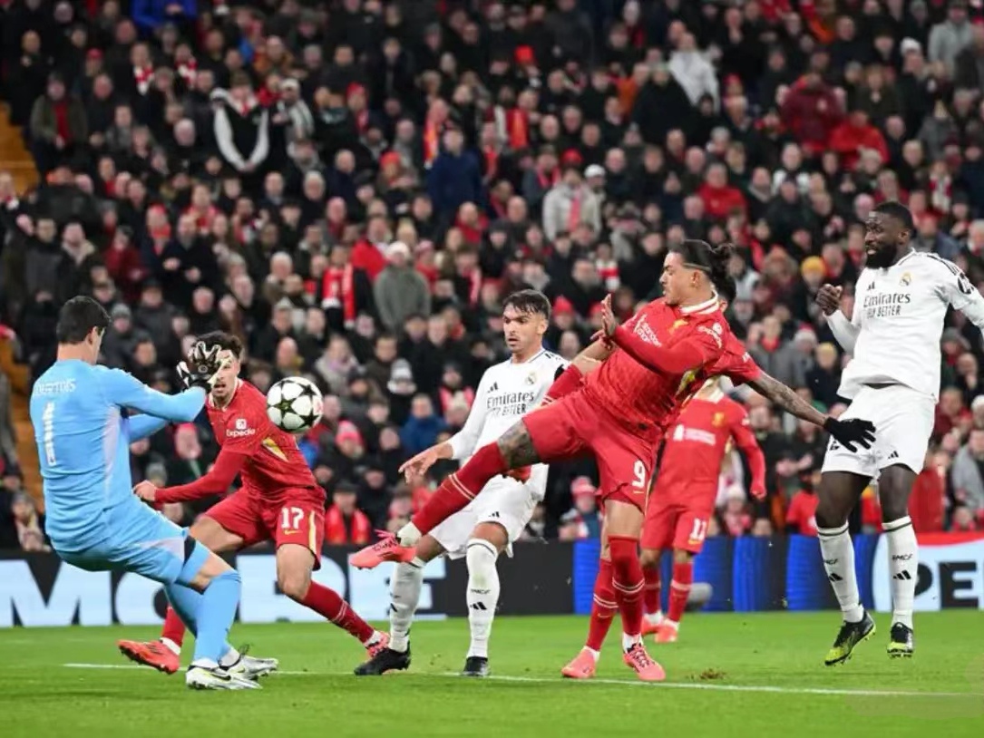 清晨突围战来临，利物浦围绕欧冠内部沟通，信心回归，临场指挥获称赞 