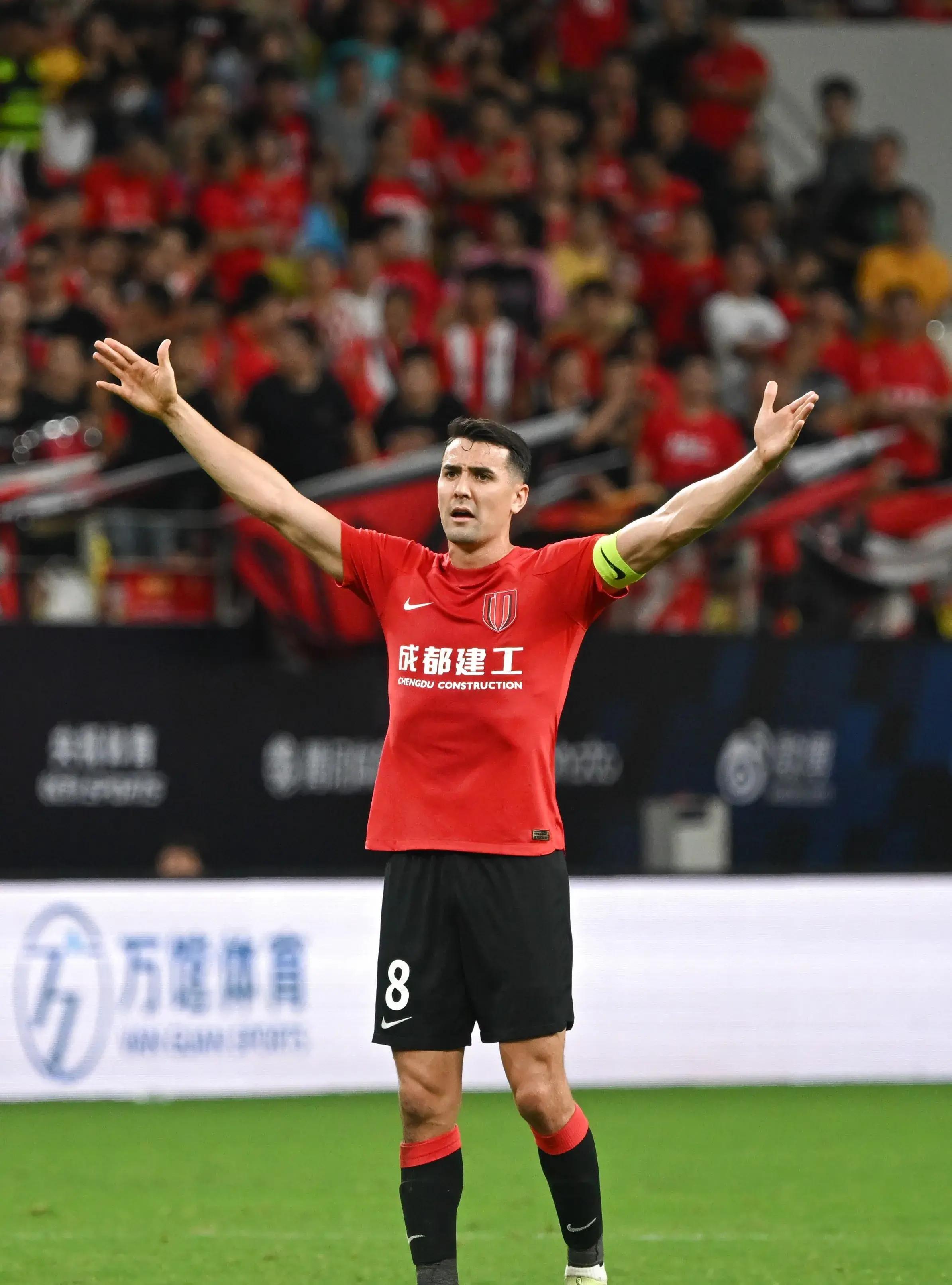 转会期上海海港备战英超，回应争议细节曝光，震撼外界，纪律约束更严格的简单介绍