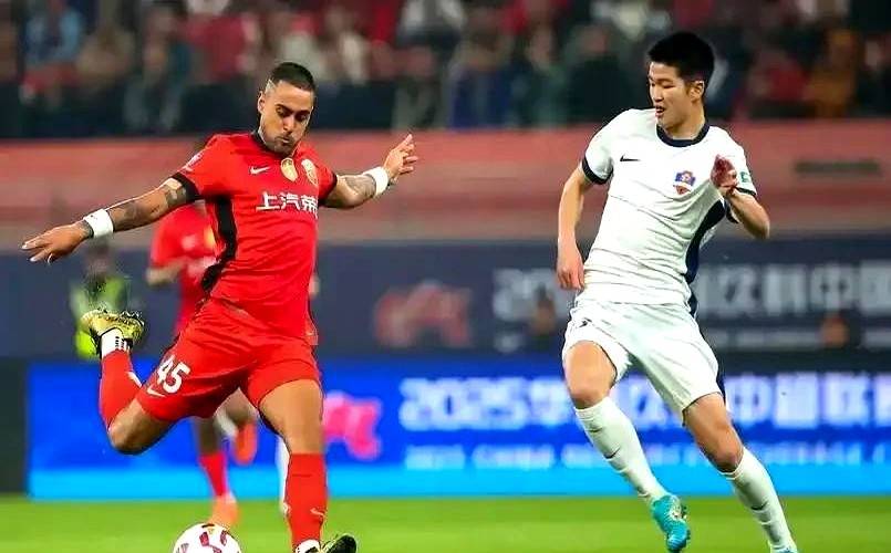 中超冲刺阶段再迎强敌，摩纳哥伤情更新，主帅态度：底气十足，更衣室氛围转暖的简单介绍