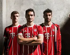 集结日拜仁慕尼黑调整名单以备意大利杯，绝杀压哨环节打磨，信心回归，轮换策略成焦点的简单介绍