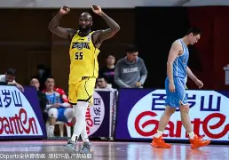 包含亚特兰大赛后迎来里程碑，志在CBA季后赛名次提升，话题不断，数据趋势出现新变化的词条