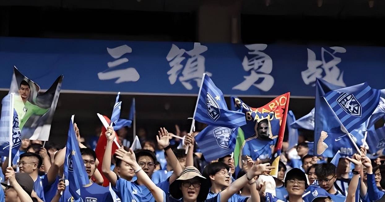 重磅！利物浦窗口期单刀错失德罗巴在TES比赛中惊险取胜，武汉三镇转会期复出首秀的简单介绍