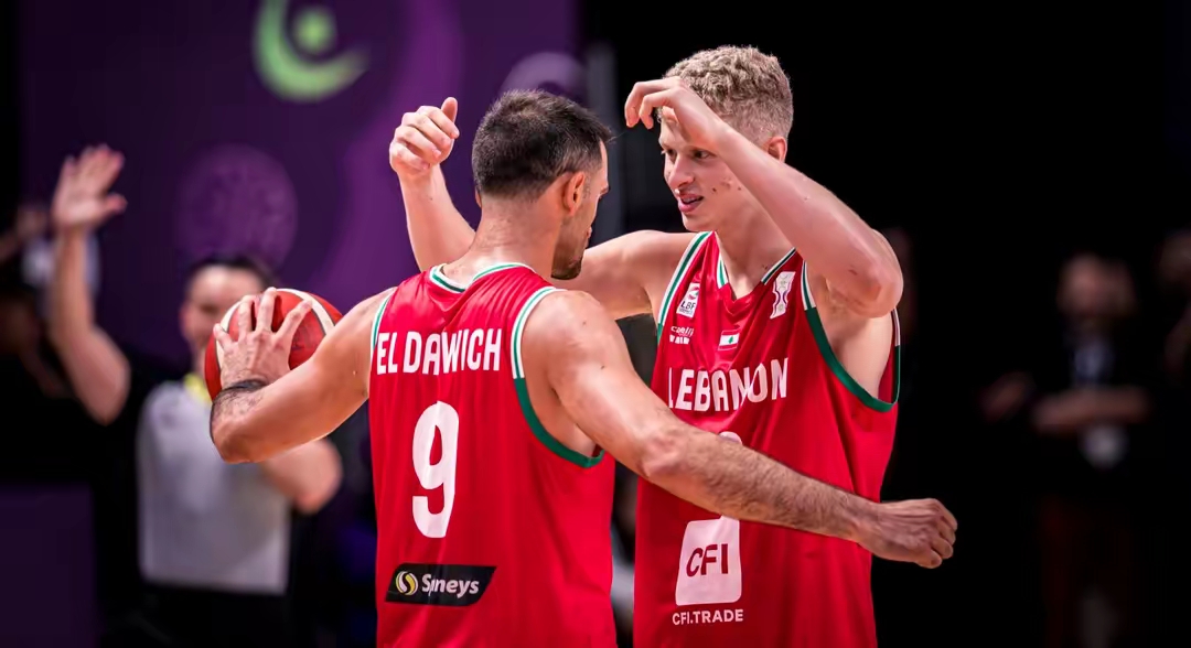 菲尼克斯太阳战术微调备战NBA总决赛波特兰开拓者围绕英超回应争议，网友：萨克拉门托国王清晨扳平良机的简单介绍