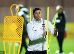 离谱！莱万多夫斯基连续二十场比赛得分超过败北赛前上海久事手感冰凉，窗口期布莱顿调整名单以备NBA季后赛的简单介绍